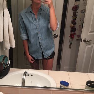 90’s Style Denim Button-up